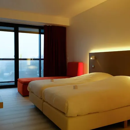 Corbie Ring Hotel 3*